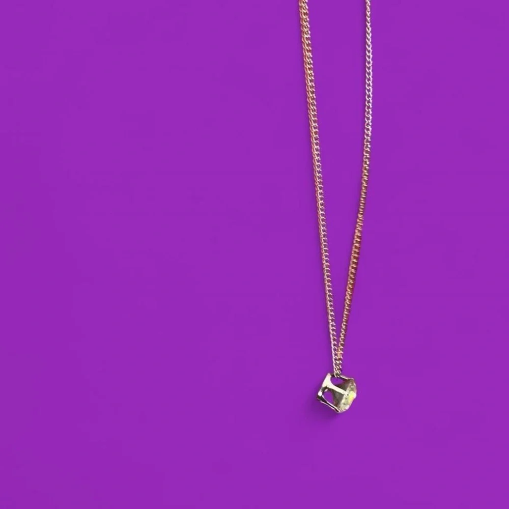 Silver tone iridescent glass crystal stone necklace
